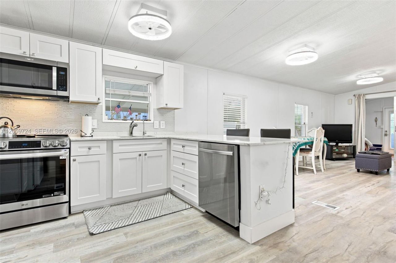 5220 SW 29th Ter , Fort Lauderdale, FL 33312 Photo