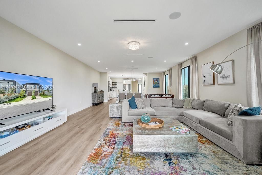 1103 NE 16th Ter, Unit 1, Fort Lauderdale, FL 33304 Photo