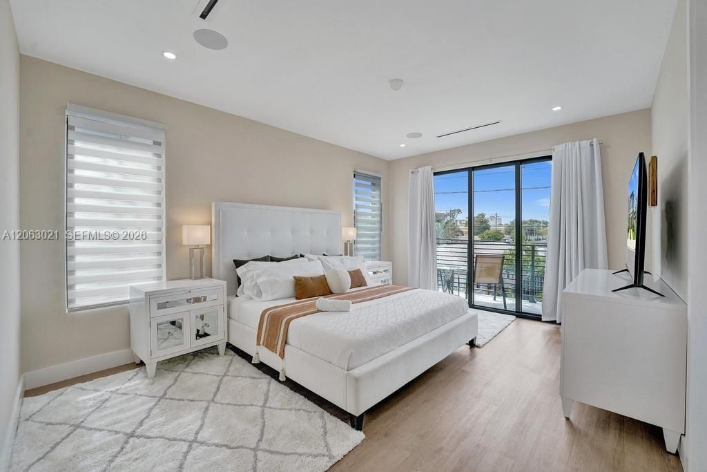 1103 NE 16th Ter, Unit 1, Fort Lauderdale, FL 33304 Photo