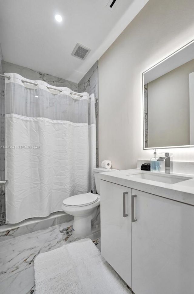 1103 NE 16th Ter, Unit 1, Fort Lauderdale, FL 33304 Photo