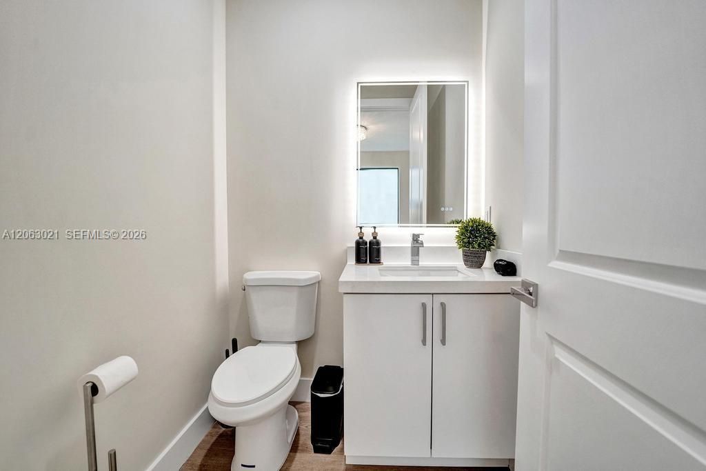 1103 NE 16th Ter, Unit 1, Fort Lauderdale, FL 33304 Photo