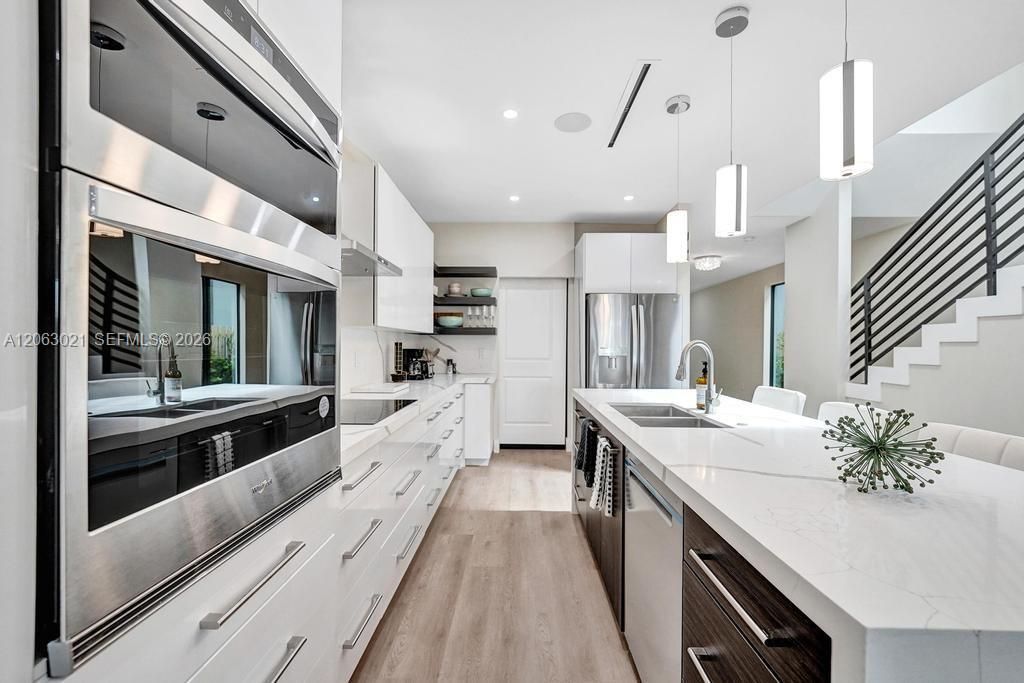 1103 NE 16th Ter, Unit 1, Fort Lauderdale, FL 33304 Photo