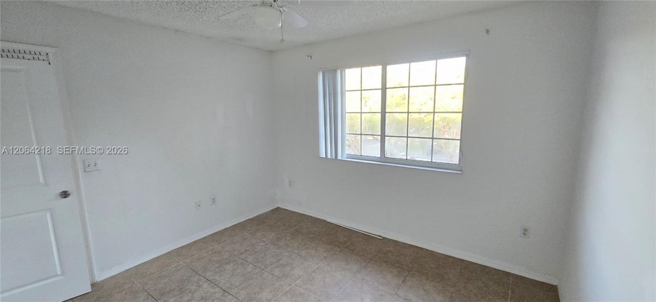 4149 N Haverhill Rd, Unit 1619, West Palm Beach, FL 33417 Photo