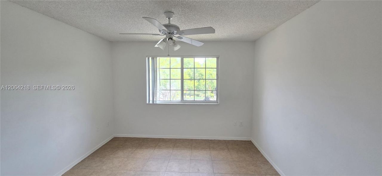 4149 N Haverhill Rd, Unit 1619, West Palm Beach, FL 33417 Photo