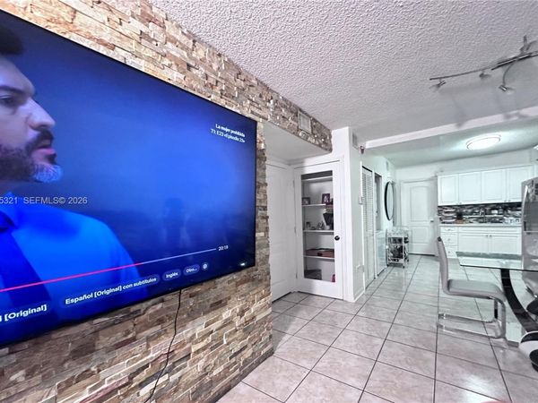 4689 NW 9th St , Unit 109, Miami, FL 33126