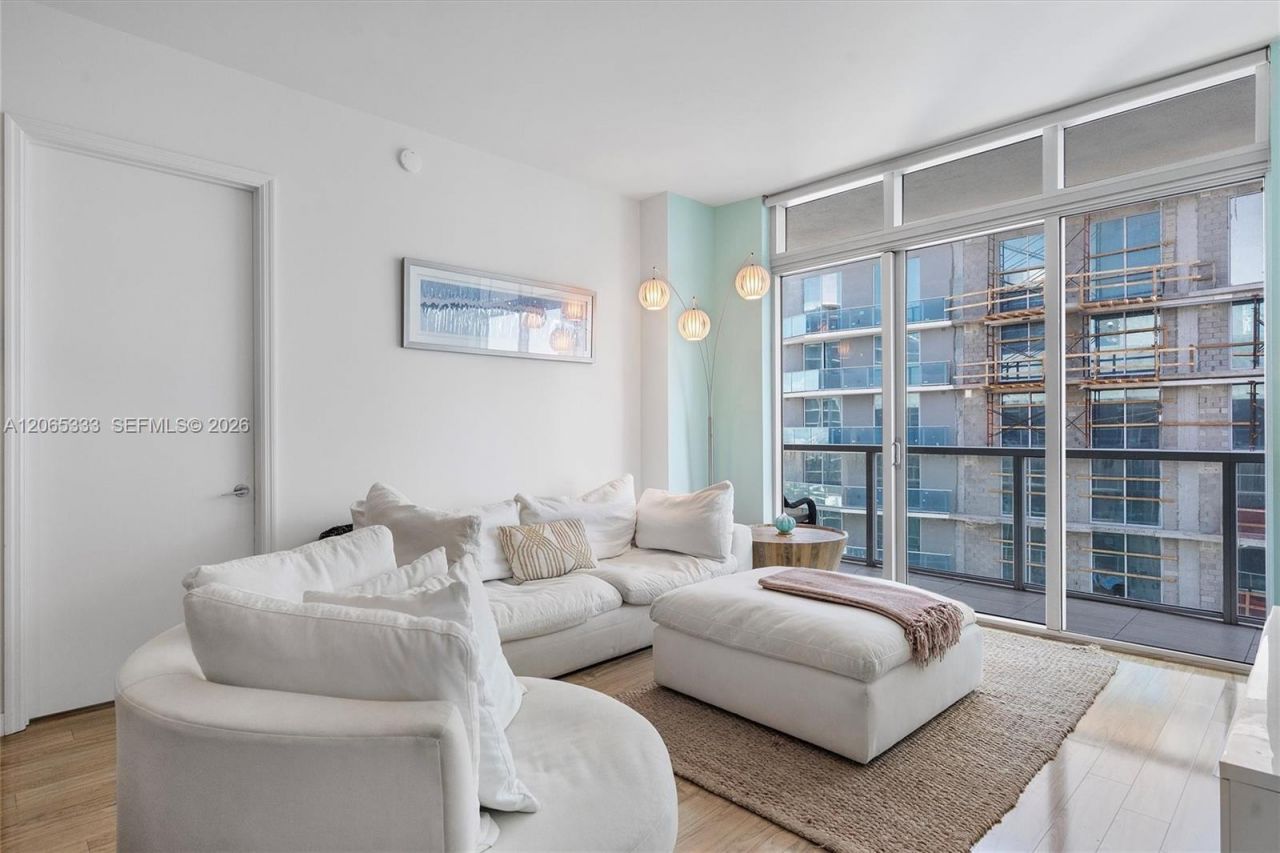 55 SE 6th St , Unit 4305, Miami, FL 33131 Photo