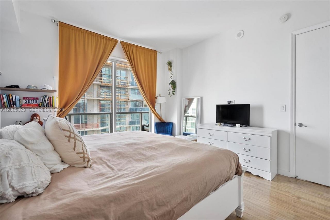 55 SE 6th St , Unit 4305, Miami, FL 33131 Photo