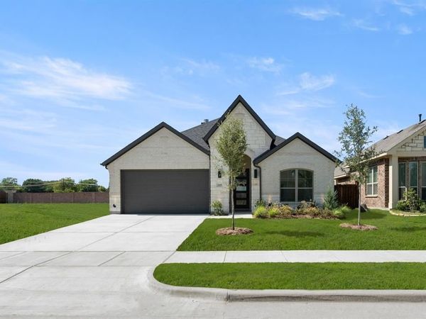 2115 Pennywell Drive, Mansfield, TX 76084