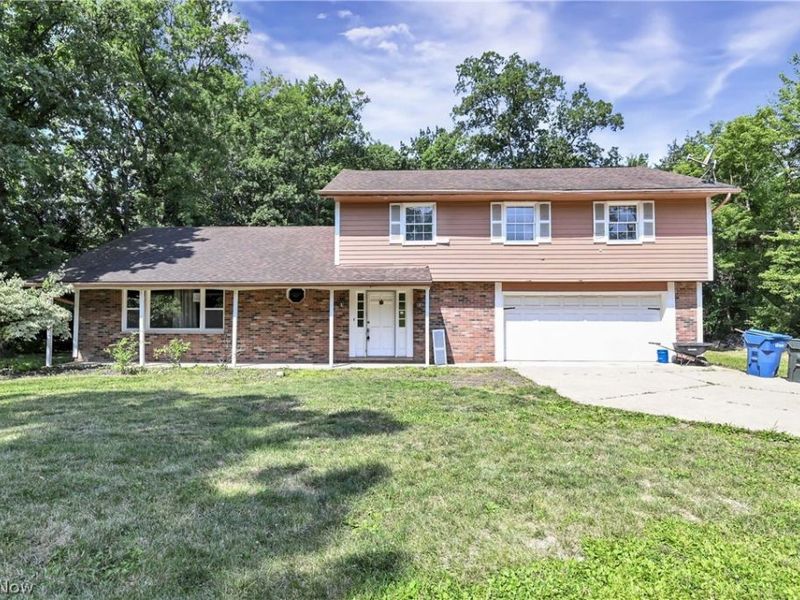 9300 Lindbergh Boulevard, Olmsted Falls, OH 44138 Photo 1