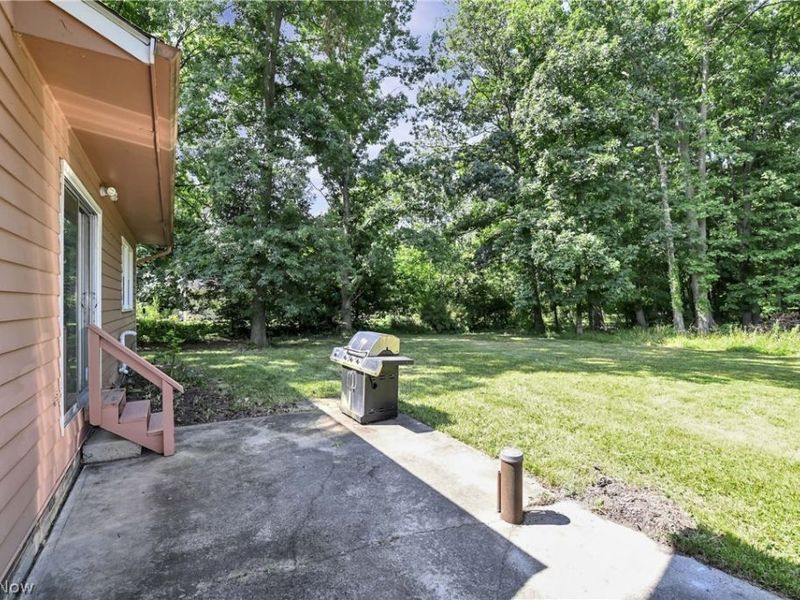 9300 Lindbergh Boulevard, Olmsted Falls, OH 44138 Photo 11
