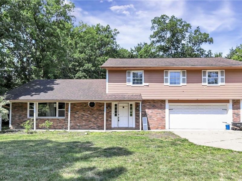 9300 Lindbergh Boulevard, Olmsted Falls, OH 44138 Photo 3