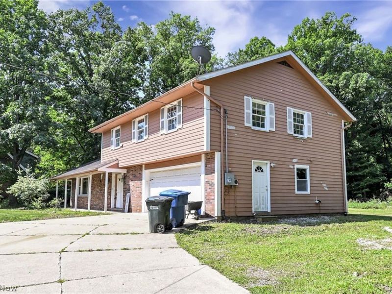 9300 Lindbergh Boulevard, Olmsted Falls, OH 44138 Photo 5