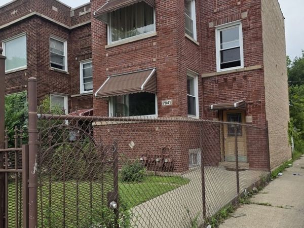 7841 S Loomis Boulevard , Chicago, IL 60620