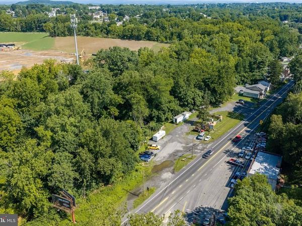 1603 FREEMANSBURG AVENUE , BETHLEHEM, PA 18020