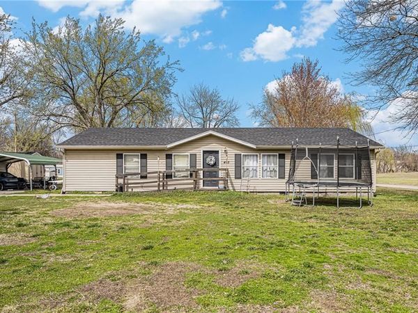 405 Falletti Street, Frontenac, KS 66763