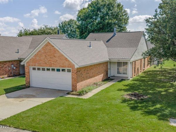 5428 Bradley Drive, Southaven, MS 38671