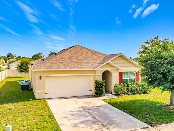 2501 Glacier Express Lane, Tavares, FL 32778