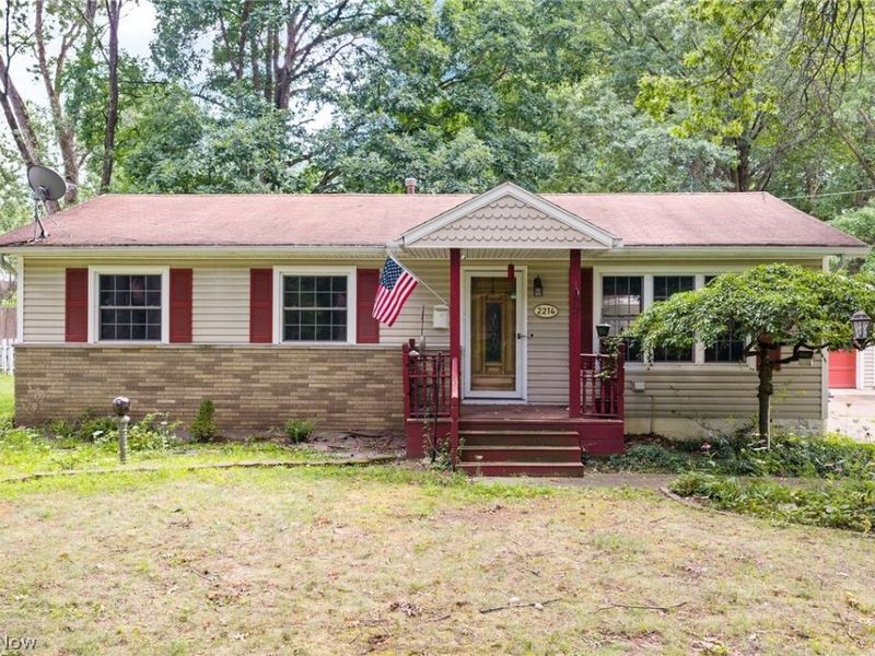 2214 Conwill Road, Stow, OH 44224 Photo 1