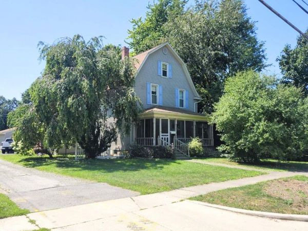 203 W Jackson Street , Fostoria, OH 44830