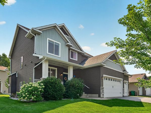 625 Kadler Avenue NE, Hanover, MN 55341