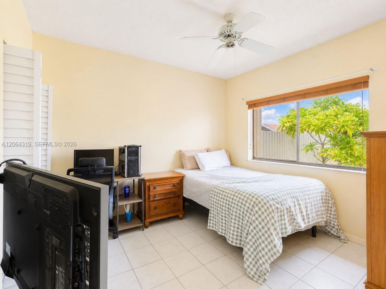 18772 NW 80th Ct, Hialeah, FL 33015 Photo