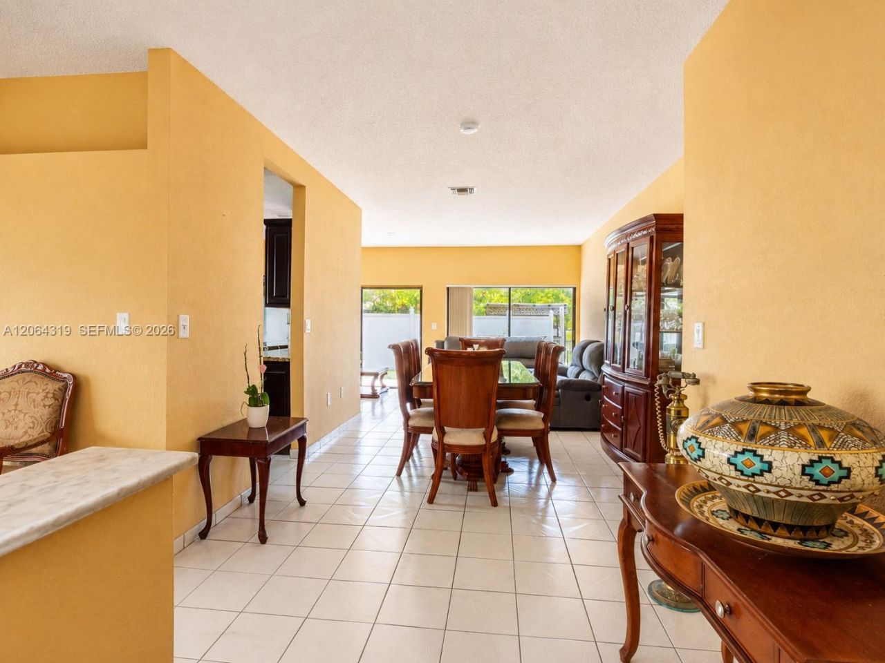 18772 NW 80th Ct, Hialeah, FL 33015 Photo