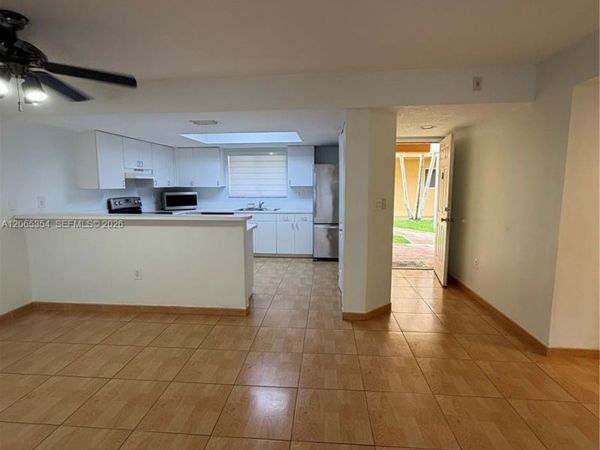 14911 SW 80th St, Unit 111, Miami, FL 33193