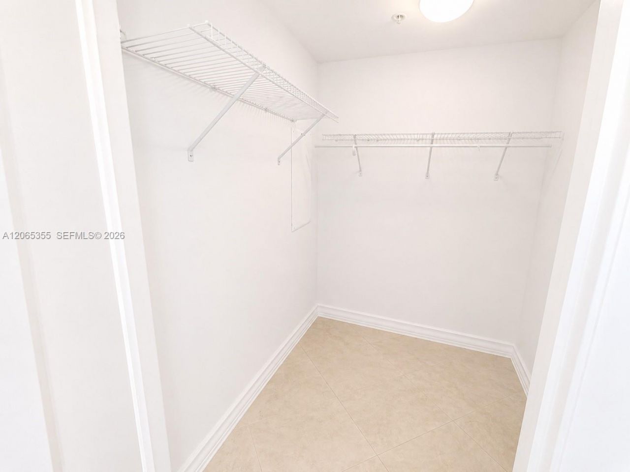 90 SW 3rd St , Unit 3106, Miami, FL 33130 Photo