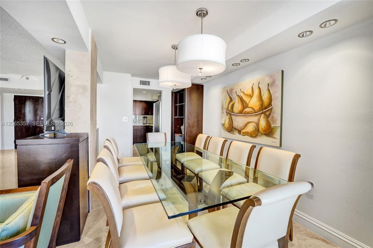 19667 Turnberry Way, Unit 12F, Aventura, FL 33180 Photo