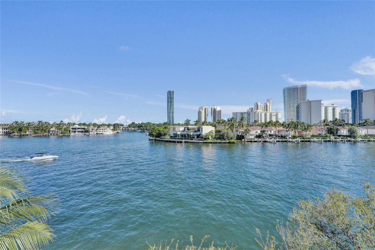 19667 Turnberry Way, Unit 12F, Aventura, FL 33180 Photo