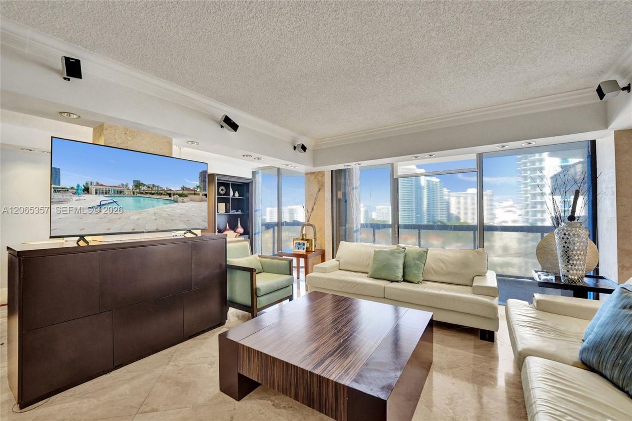 19667 Turnberry Way, Unit 12F, Aventura, FL 33180 Photo