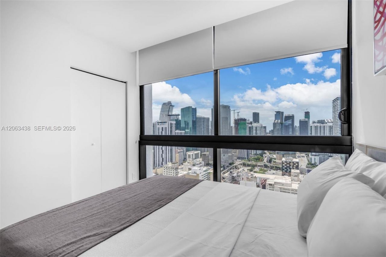 225 N Miami Ave, Unit PH-3712, Miami, FL 33128 Photo