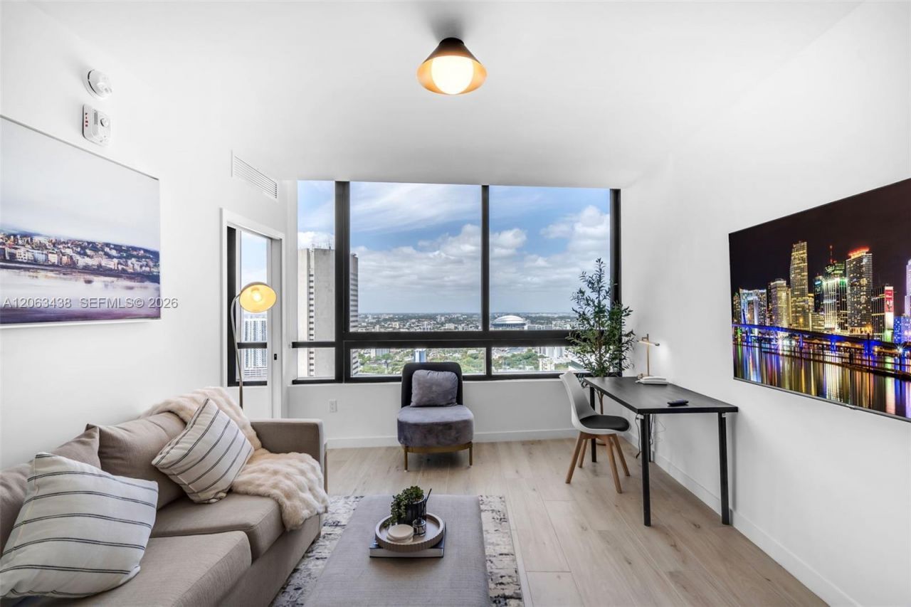 225 N Miami Ave, Unit PH-3712, Miami, FL 33128 Photo