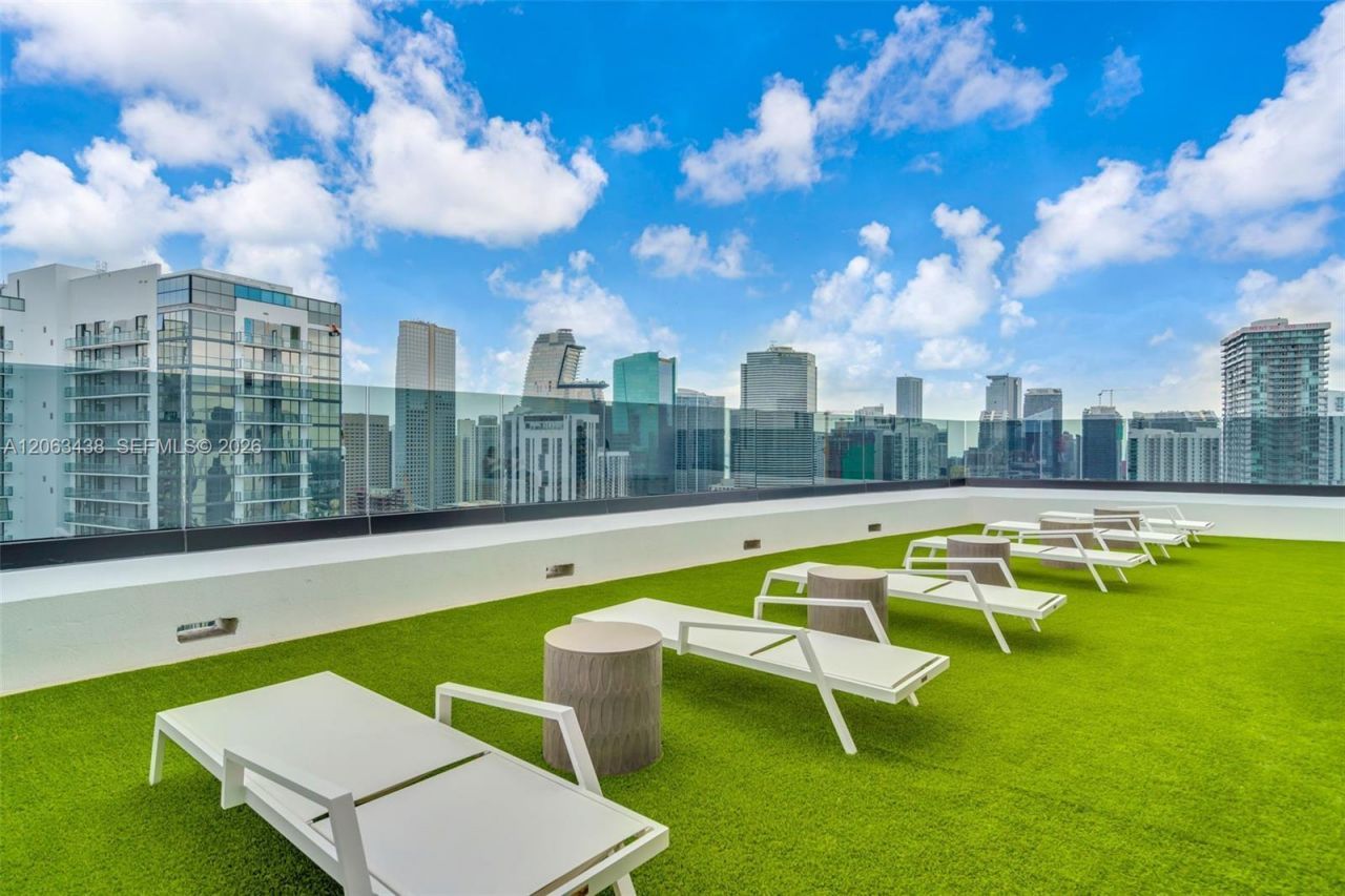 225 N Miami Ave, Unit PH-3712, Miami, FL 33128 Photo
