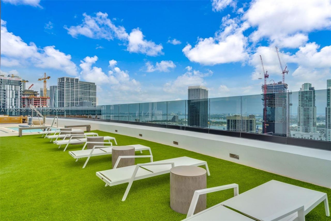 225 N Miami Ave, Unit PH-3712, Miami, FL 33128 Photo