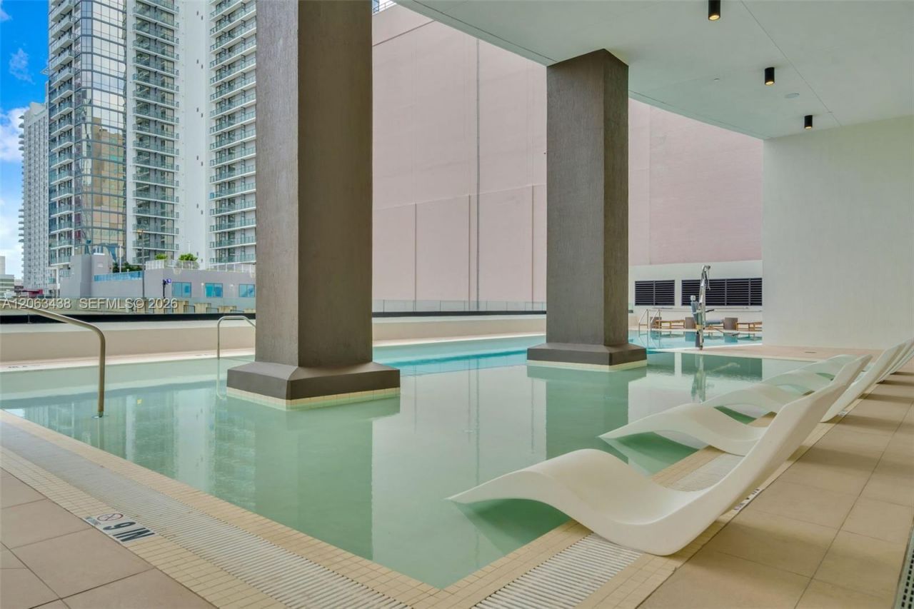 225 N Miami Ave, Unit PH-3712, Miami, FL 33128 Photo