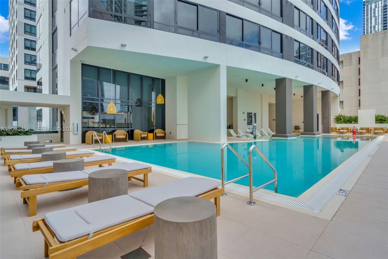 225 N Miami Ave, Unit PH-3712, Miami, FL 33128 Photo