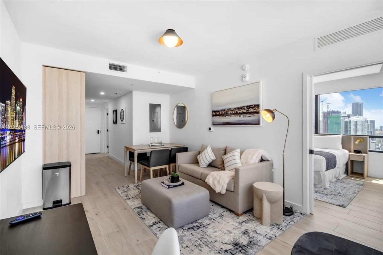 225 N Miami Ave, Unit PH-3712, Miami, FL 33128 Photo