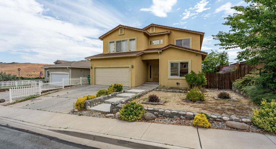 3270 Creekside Lane, Sparks, NV 89431 Photo