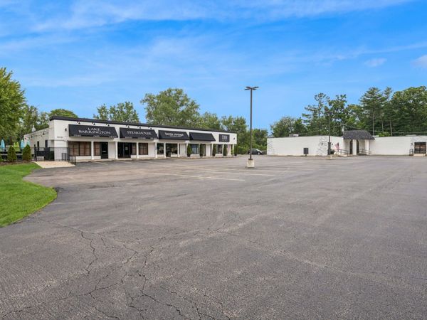 28662 W Northwest Highway , Lake Barrington, IL 60010