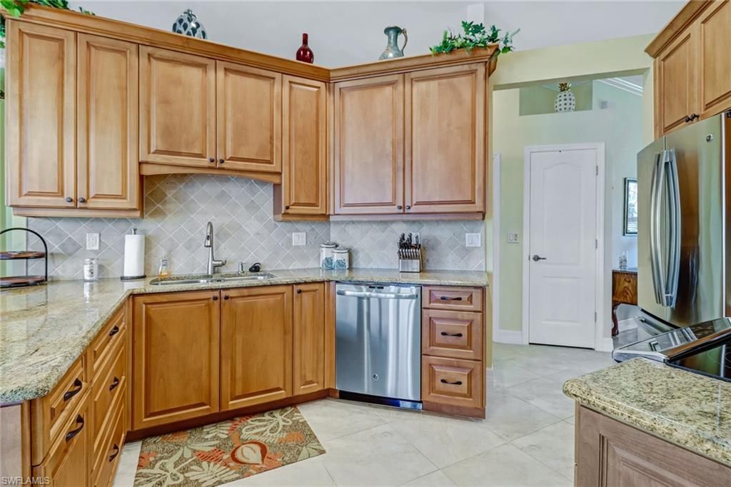 1119 SE 1st Ter , Cape Coral, FL 33990 Photo