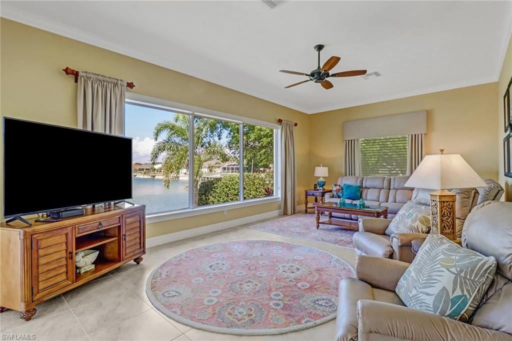 1119 SE 1st Ter , Cape Coral, FL 33990 Photo