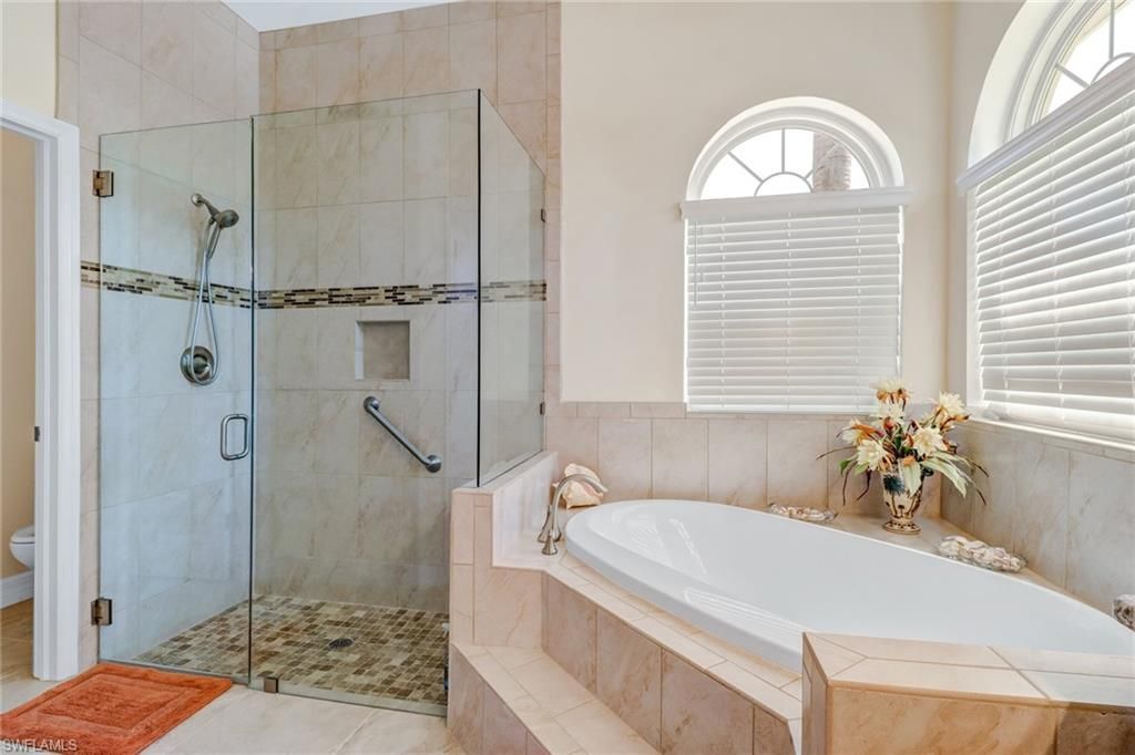 1119 SE 1st Ter , Cape Coral, FL 33990 Photo