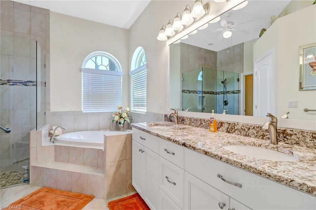 1119 SE 1st Ter , Cape Coral, FL 33990 Photo