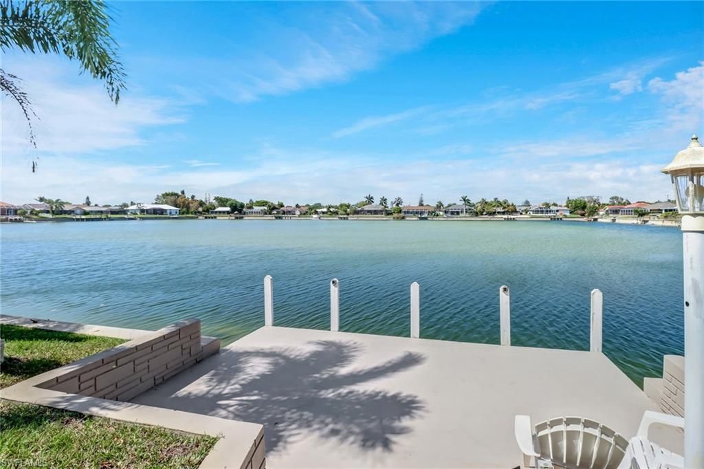 1119 SE 1st Ter , Cape Coral, FL 33990 Photo