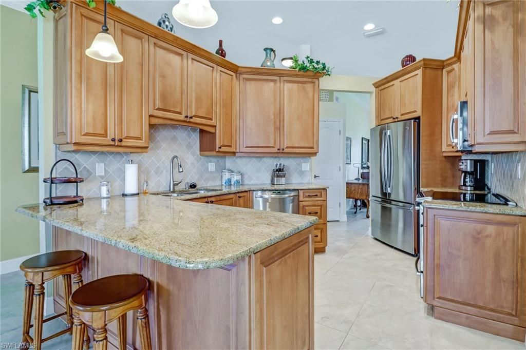 1119 SE 1st Ter , Cape Coral, FL 33990 Photo