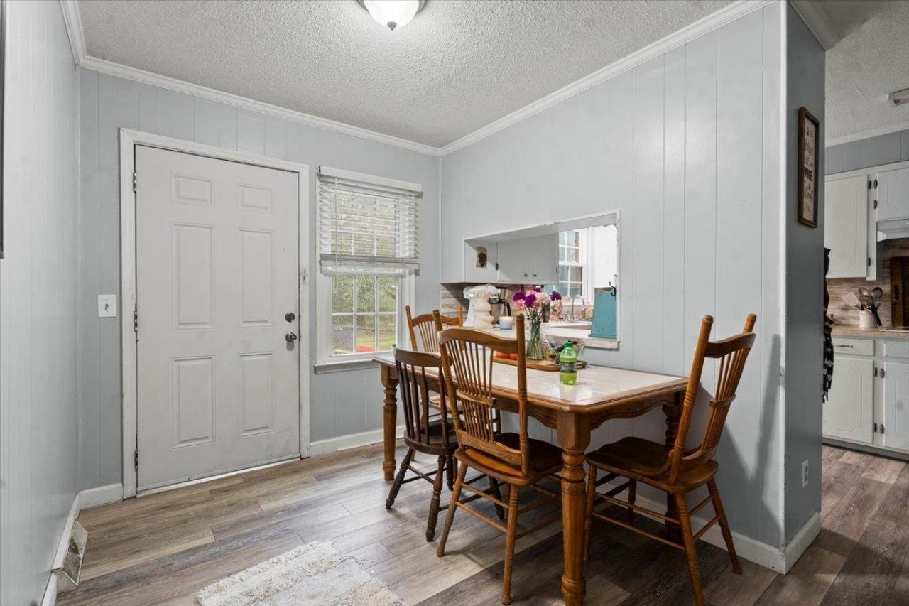 924 Tyler Rd. Photo 21