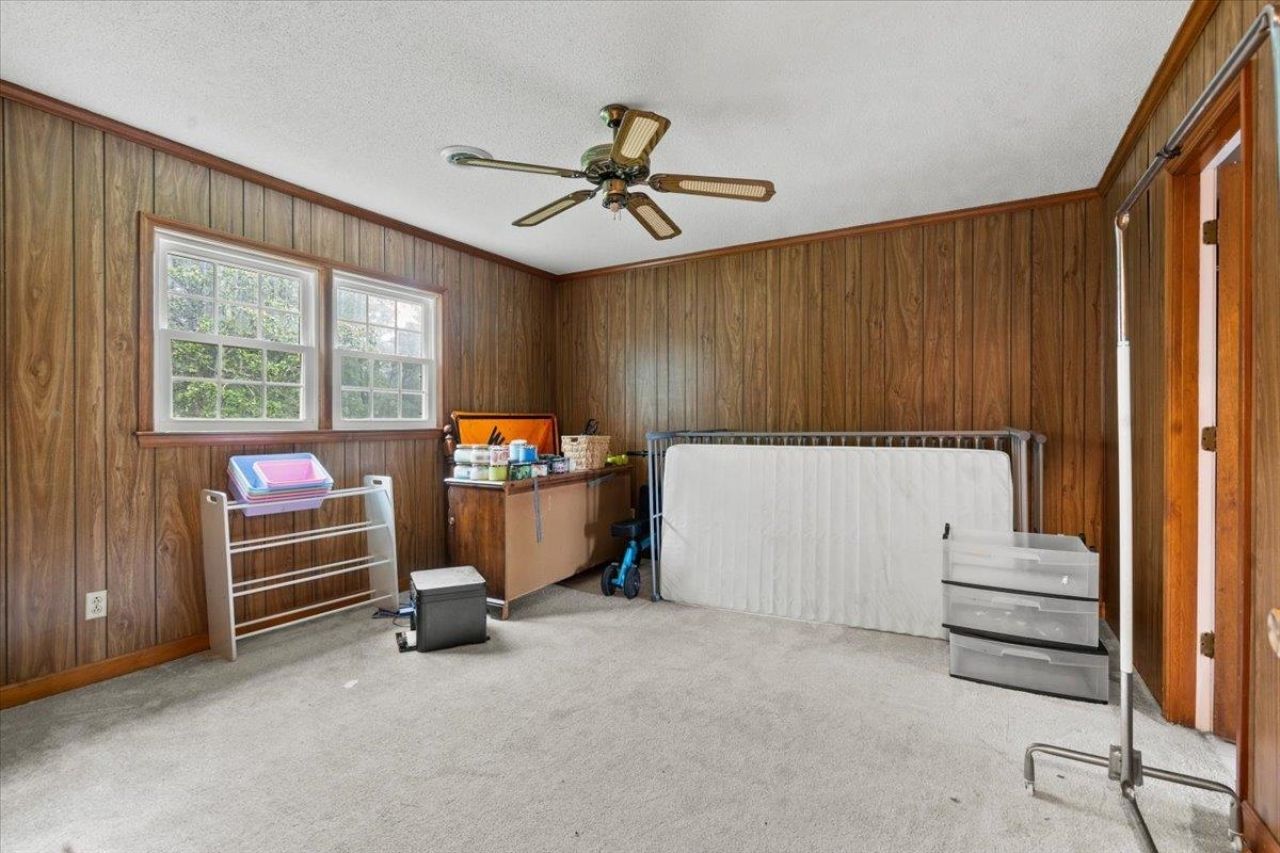 924 Tyler Rd. Photo 31