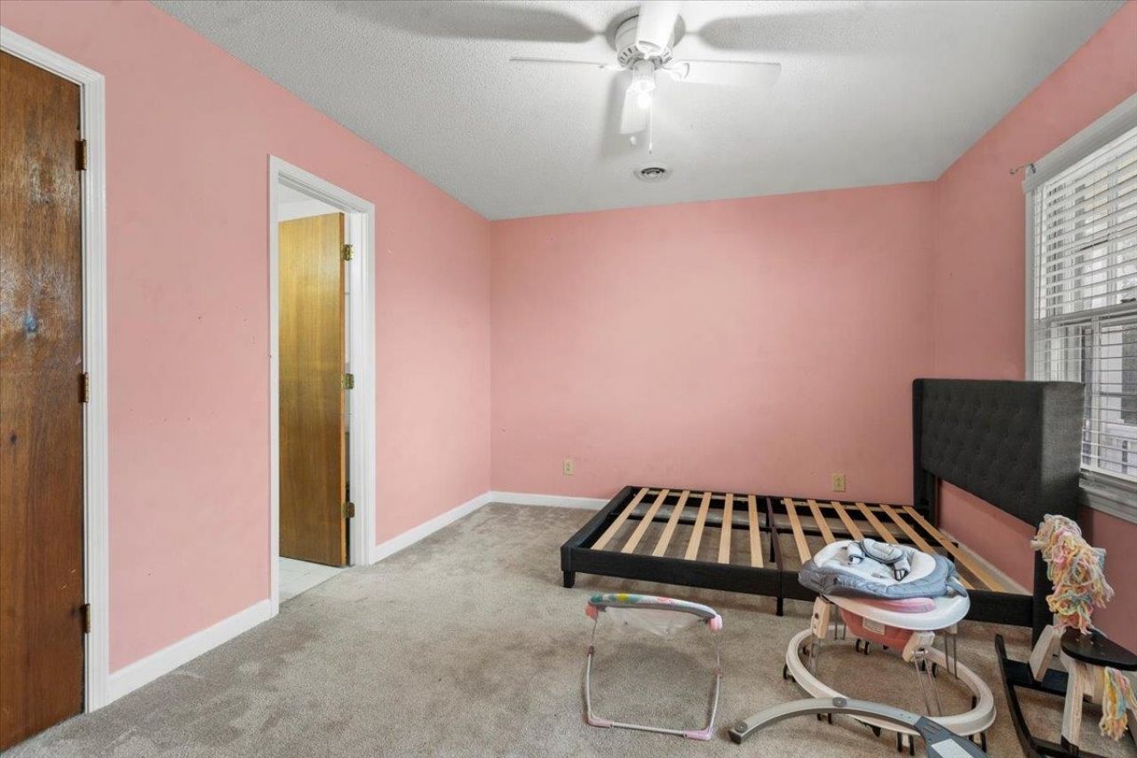 924 Tyler Rd. Photo 36
