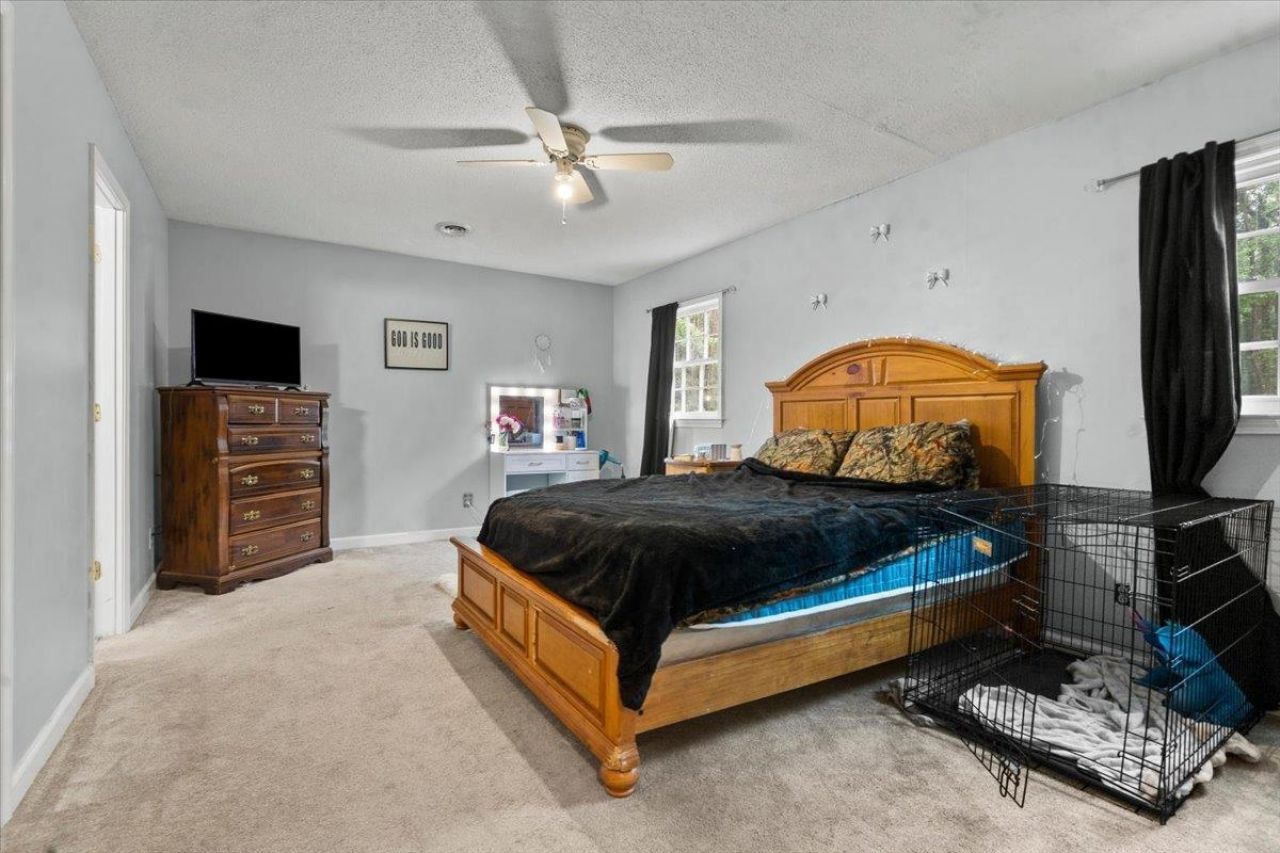924 Tyler Rd. Photo 42